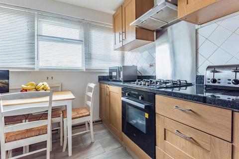 3 bedroom maisonette for sale, Belvoir Close, Mottingham, SE9