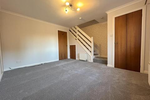 2 bedroom end of terrace house to rent, Moray Street, Blackford