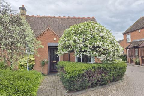 2 bedroom bungalow for sale, Bredon, Tewkesbury GL20