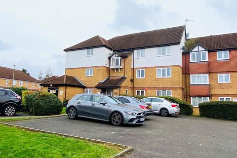 1 bedroom flat for sale, Mallaig Court, Cromarty Road, Edgware HA8