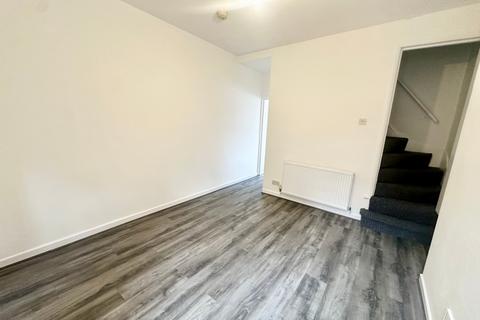 3 bedroom terraced house to rent, Leighton Street, Nottingham, Nottinghamshire, NG3 2FZ