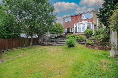 3 bedroom detached house for sale, Vivian Close, Oxhey Hall