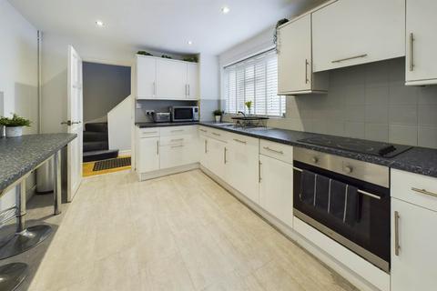 3 bedroom end of terrace house for sale, Long Chaulden, Hemel Hempstead