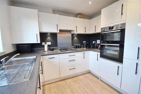 3 bedroom detached house for sale, Colden Common