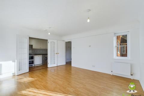 2 bedroom flat for sale, MILLENNIUM COURT, BASINGSTOKE, HAMPSHIRE, RG21