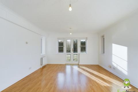 2 bedroom flat for sale, MILLENNIUM COURT, BASINGSTOKE, HAMPSHIRE, RG21