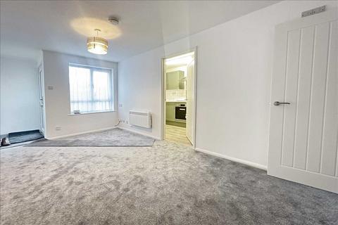 1 bedroom maisonette for sale, Course Park Crescent, Titchfield Common