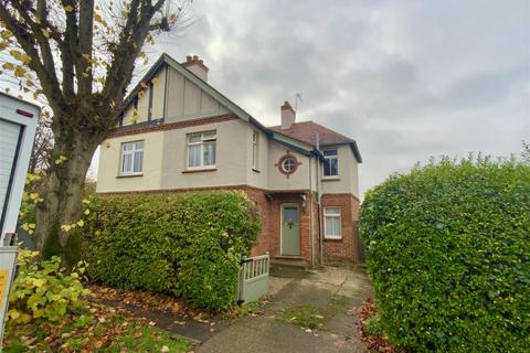 3 bedroom semi-detached house for sale, Egmont Avenue, Stony Stratford, Milton Keynes