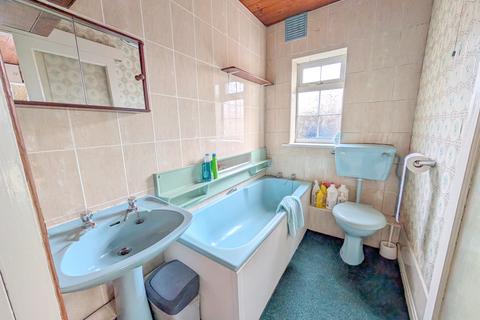 3 bedroom semi-detached house for sale, Beverley Grove, Skegness, PE25