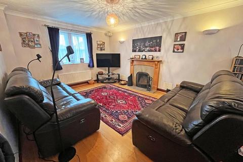 4 bedroom semi-detached house for sale, Highgate Green, Peterborough PE8