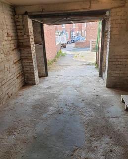 Garage to rent, Saltwell View, Bensham, Gateshead