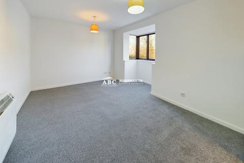 1 bedroom apartment to rent, Magpie Close, London, NW9