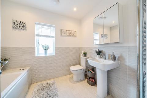 12 Thomas Drive, Killinghall, Harrogate, HG3 2FA