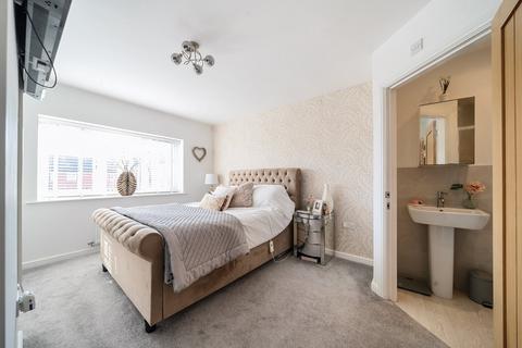 12 Thomas Drive, Killinghall, Harrogate, HG3 2FA