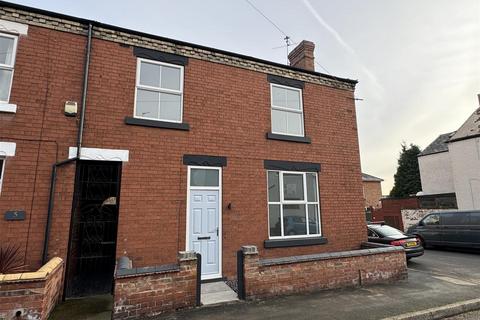 4 bedroom terraced house to rent, Brooke Street, Nottingham NG10