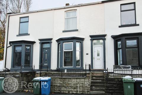 3 bedroom terraced house to rent, Blackburn Road, Haslingden, BB4