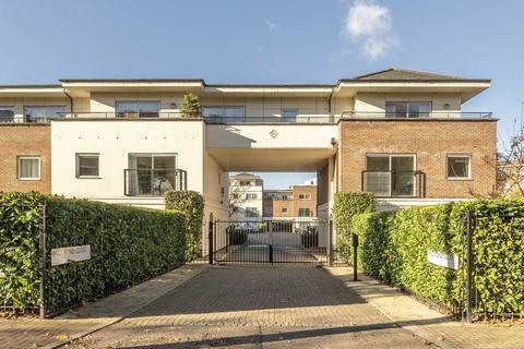 Mill Pond Close, London SW8