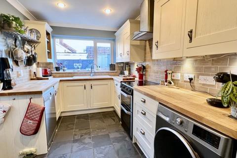 2 bedroom cottage for sale, New Street, Ringwood, BH24 3AD