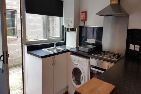 2 bedroom flat to rent, Glynrhondda Street, Cathays, Cardiff