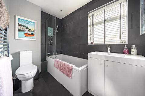 3 bedroom terraced house for sale, Peascroft,  Long Crendon,  Buckinghamshire,  HP18
