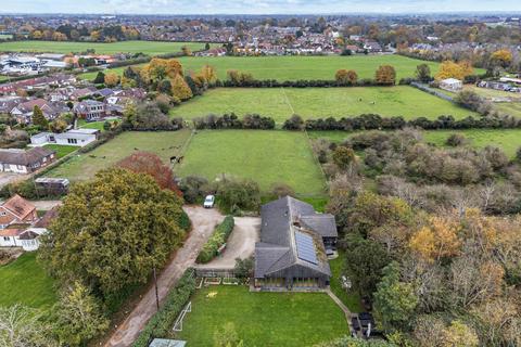 5 bedroom bungalow for sale, Highfield Road, Lower Sunbury, TW16