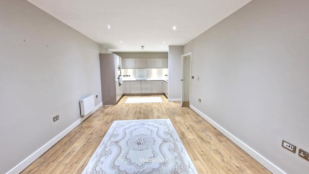 Lounge   kitchen