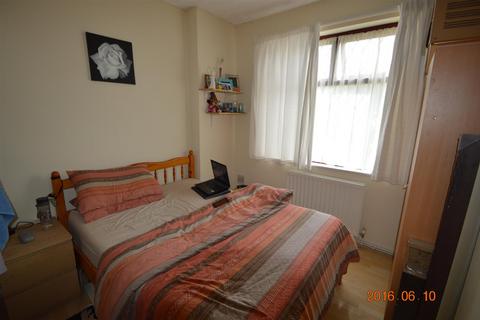 2 bedroom flat to rent, St Albans Terrace, Cheetham Hill M8