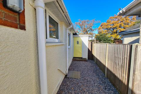 2 bedroom detached bungalow for sale, Downs Park Avenue, Totton SO40