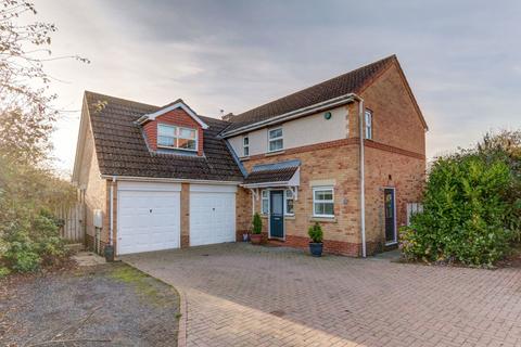 5 bedroom detached house for sale, Norham Drive, Morpeth NE61