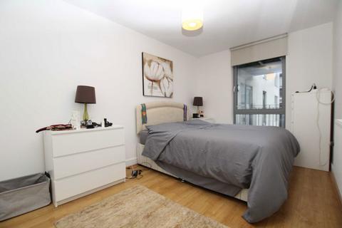 1 bedroom flat to rent, Christian Street, London E1