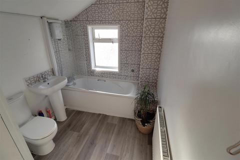 2 bedroom terraced house for sale, Wistaston Road, Crewe