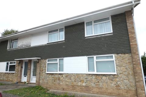 2 bedroom apartment to rent, Cypress Close, Whitstable, CT5