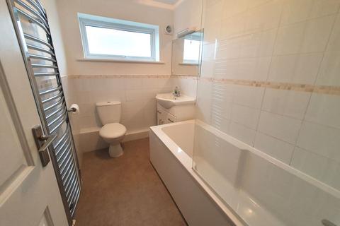 2 bedroom apartment to rent, Cypress Close, Whitstable, CT5