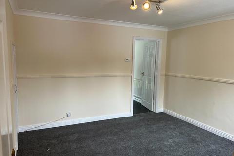 2 bedroom terraced house to rent, GIFFARD PARK