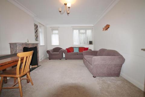 2 bedroom maisonette for sale, Rectory Close, Stanmore