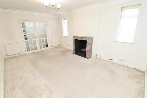 2 bedroom maisonette for sale, Rectory Close, Stanmore