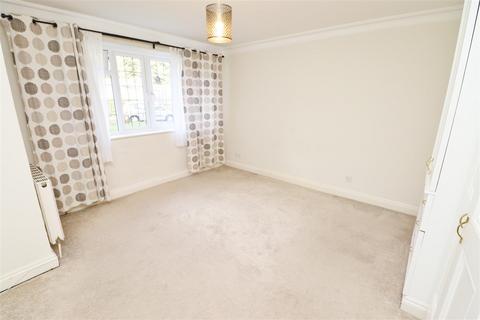 8 Rectory Close, Stanmore, HA7 2QY