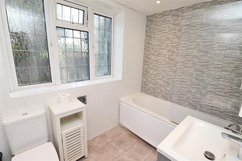 8 Rectory Close, Stanmore, HA7 2QY