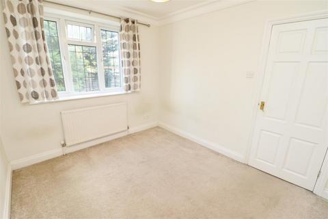 8 Rectory Close, Stanmore, HA7 2QY