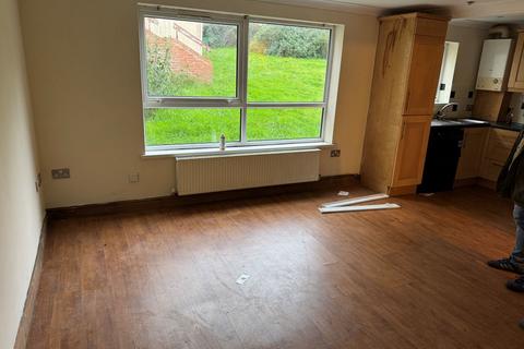 1 bedroom apartment for sale, Flat 6 Llys Newydd, Tir Einon, Llanelli, Dyfed, SA14 9DT