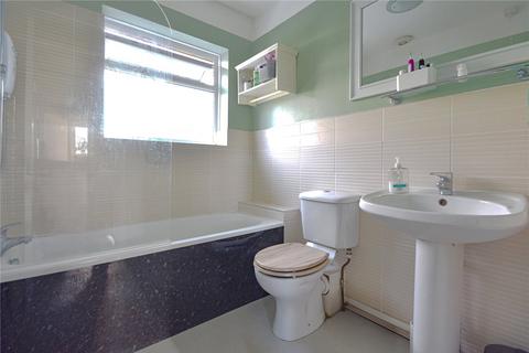 46 Bricksbury Hill, Farnham, GU9 0LZ