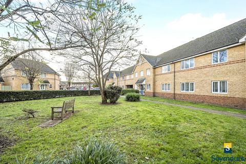 1 bedroom flat for sale, Woodlands Close, Surrey GU1