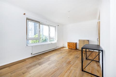 2 bedroom flat to rent, Langdon House, London