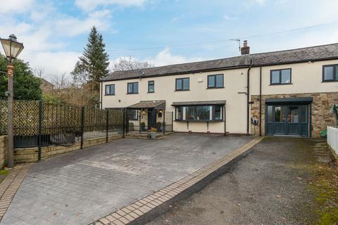 4 bedroom semi-detached house for sale, Whiteheads Place, Springhead, Saddleworth