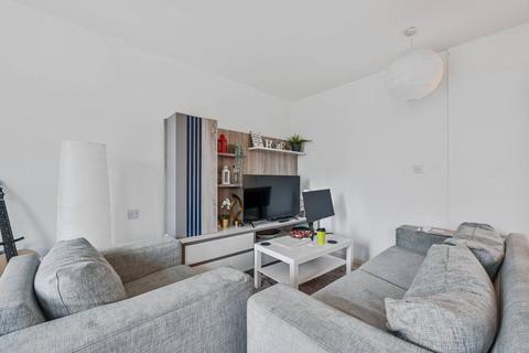 2 bedroom flat for sale, Hevelius Close, Greenwich, London, SE10