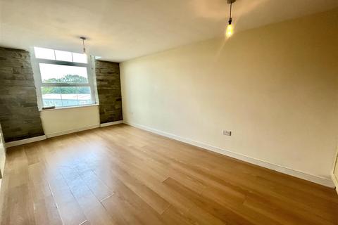 2 bedroom apartment for sale, Westbury Street, Elland