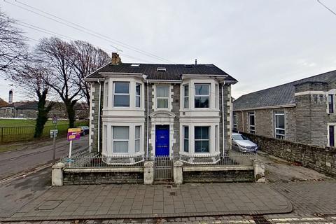 4 bedroom flat for sale, Garth House, 16 Morfa Street, Bridgend, Bridgend, CF31 1HA