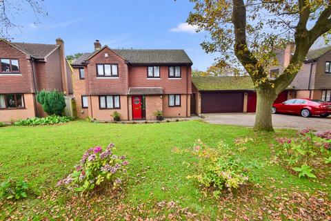 4 bedroom detached house for sale, Sarsen Heights, Walderslade Woods, Chatham, ME5