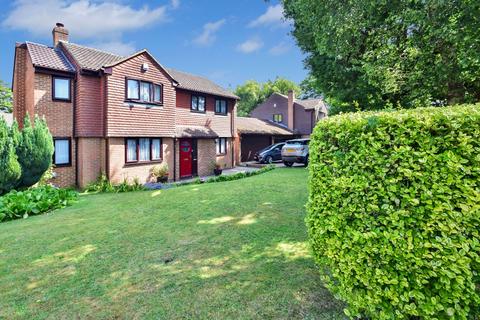 4 bedroom detached house for sale, Sarsen Heights, Walderslade Woods, Chatham, ME5