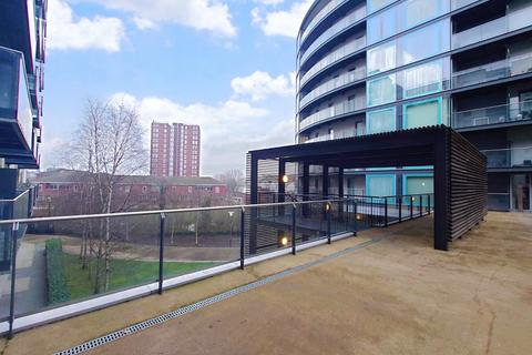 1 bedroom apartment for sale, Cardinal Building, Station Approach, Hayes, Greater London, UB3